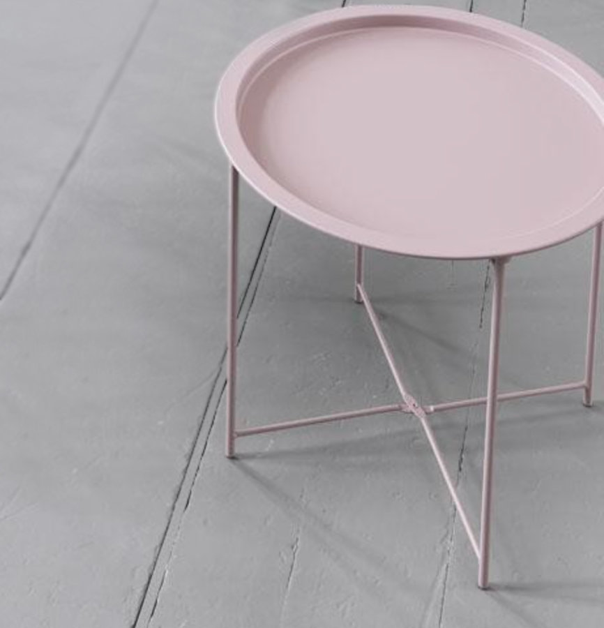 Rozā galdiņš